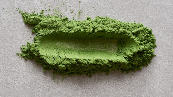 Spinatpulver zum Färben von Nudeln